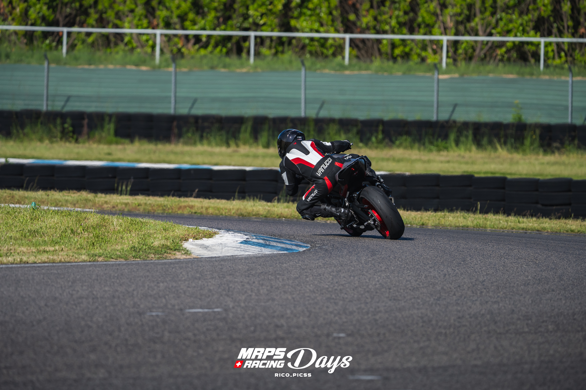 Triumph Street Triple 765 RX 2026