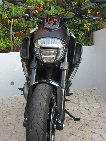 Diavel_2