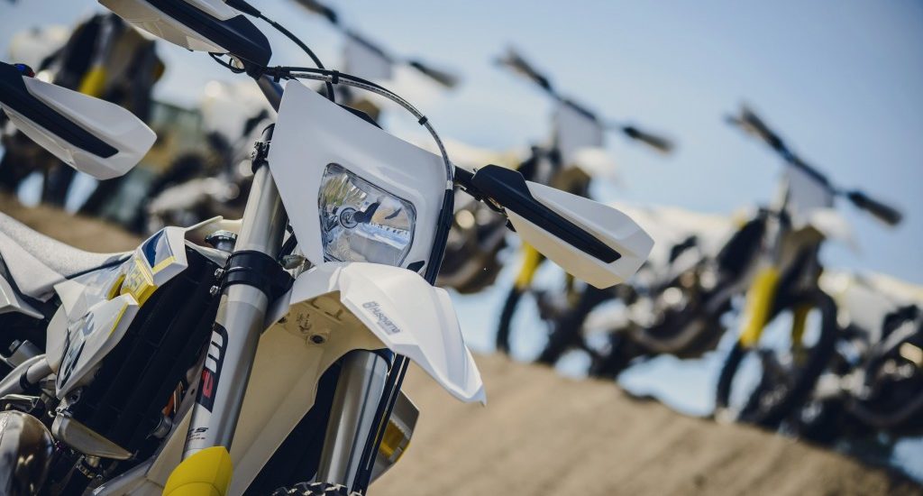 KTM tient parole et actualise la gamme Husqvarna