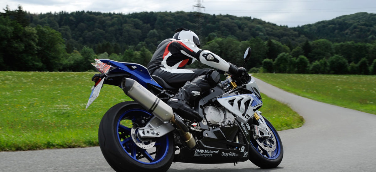 BMW ABS PRO: actif en courbe sur la sportive S 1000 RR HP4