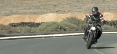 La Yamaha MT-07 à Lanzarote :: Vidéo