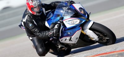 BMW S 1000 RR, le monstre est (presque) devenu facile :: BMW