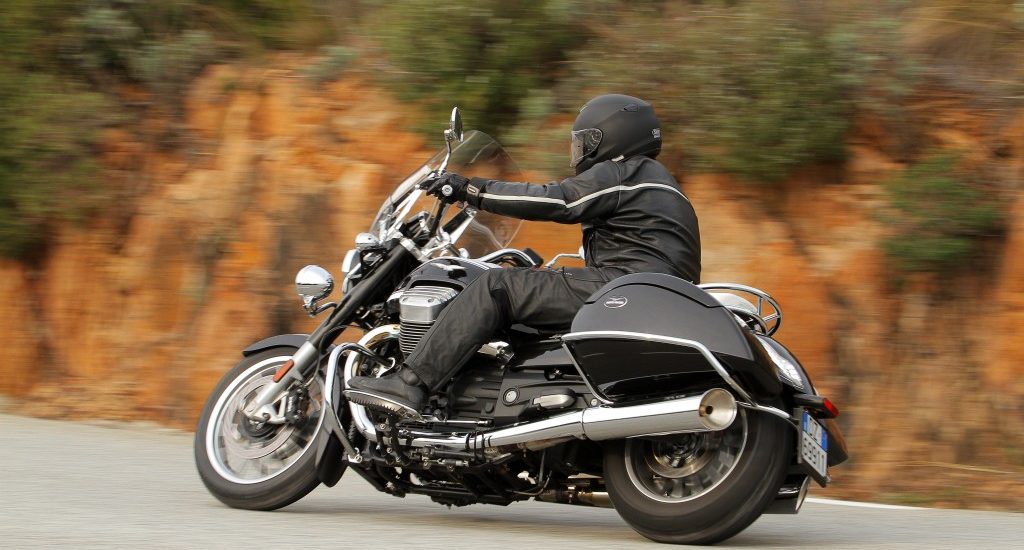La Moto Guzzi California 1400 ne distille plus que de bonnes vibrations