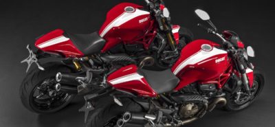 Les Ducati Monster avec la bande blanche :: Actu, Nouveautés 2015, Test motos