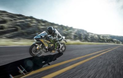 Kawasaki Ninja H2, un avion furtif sur route ouverte :: Actu, Nouveautés 2015, Test motos