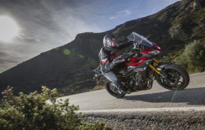 Yamaha Tracer (MT-09), la moto polyvalente qui aime faire des conneries :: Yamaha