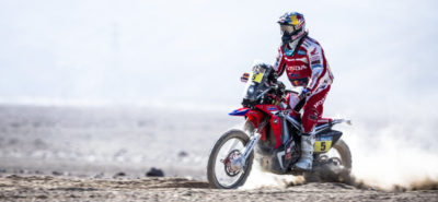 Helder Rodrigues joue la locomotive (littéralement) et gagne la sixième étape du Dakar :: Sport