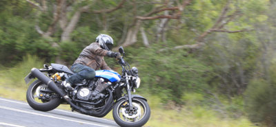 Les Roadsters et Café Racer Yamaha XJR 1300 ne manquent pas d’air :: Yamaha