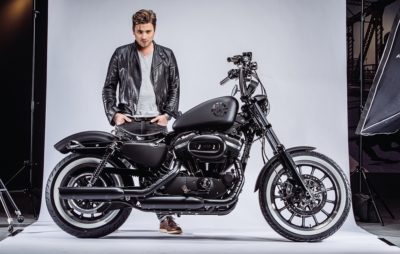 Edition spéciale Dark Custom du Sportster 883 pour la Suisse :: En bref