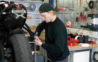 Ce que le marché moto et scooter apporte à l’économie suisse :: Actu, Test équipements, Test motos, Tests casques, Tests scooters