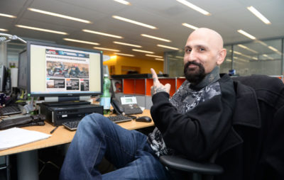 Robert LaSardo en arrêt devant actumoto :: En bref