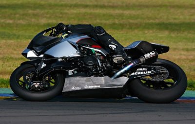 Une Vyrus avec sa drôle de suspension en championnat Moto 2 espagnol :: Sport