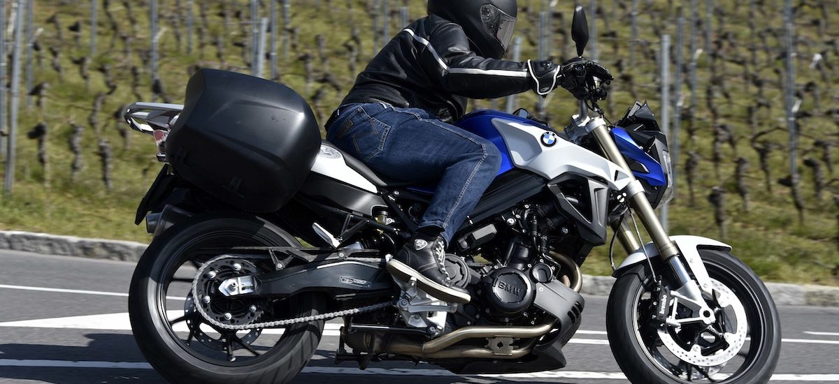 La BMW F 800 R, sous-estimée, mais encore plus fun pour 2015