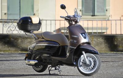Django 125, l’anti-Vespa de Peugeot :: Tests