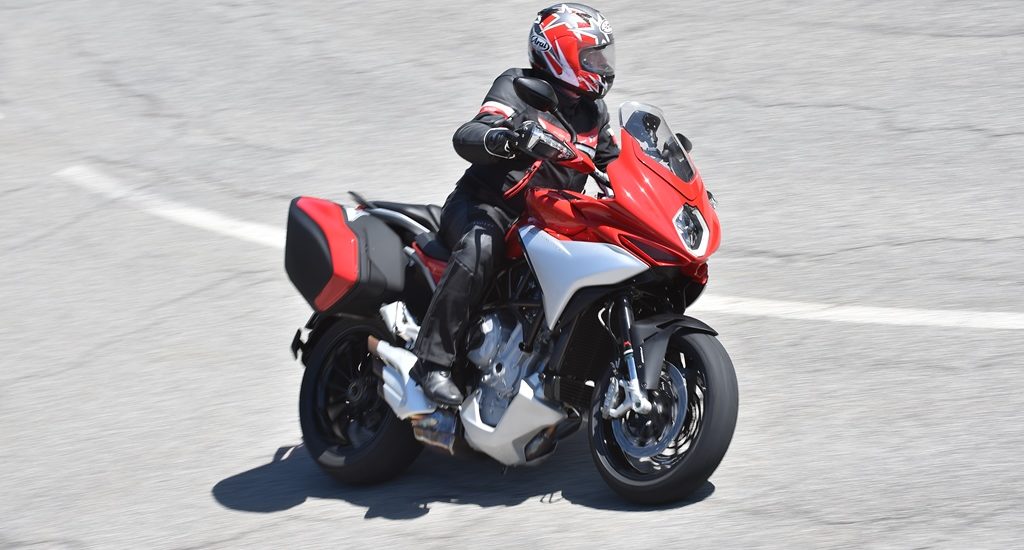 Pour voyager plus vite, la MV Agusta « Turismo Veloce » 800, naturalmente