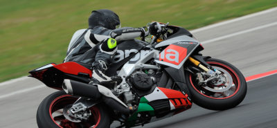 Aprilia RSV4 RF: La bomba latina :: Aprilia