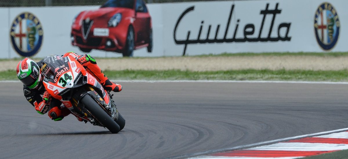 Giugliano s’offre la pole à Imola pour son retour