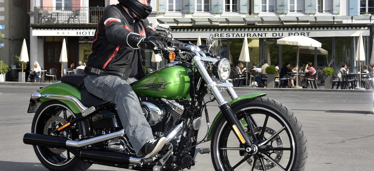 Harley Breakout, le Softail à la sauce dragster