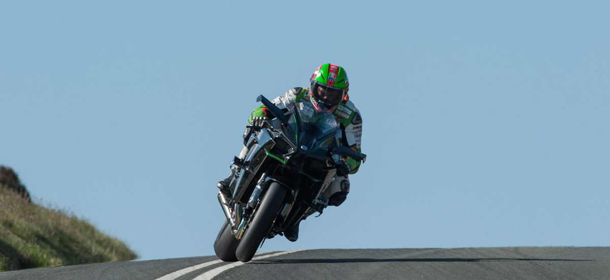 Un nouveau record de vitesse à l’île de Man sur une Kawasaki H2R