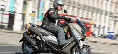 Un micro-TMAX pour pas cher sur les pavés de Lisbonne :: Yamaha