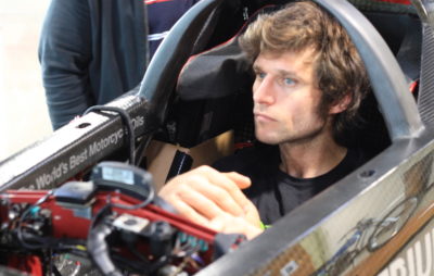 Triumph va tenter un nouveau record de vitesse avec Guy Martin :: Actu, Test motos