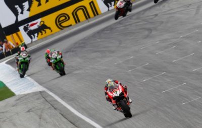 Davies remporte la première course à Laguna Seca :: Sport