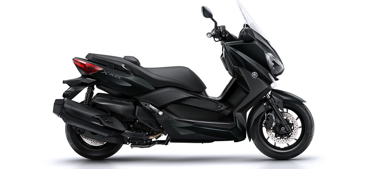 Les Yamaha XMAX 125, 250 et 400 s’habillent en Iron Max