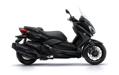 Les Yamaha XMAX 125, 250 et 400 s’habillent en Iron Max :: Actu