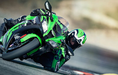 KAWASAKI – La nouvelle Ninja ZX-10 R met encore plus d’angle! :: Actu