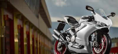 La Baby Ducati Panigale grandit pour 2016 et passe de 899 à 959 :: Actu, Nouveautés 2016, Test motos