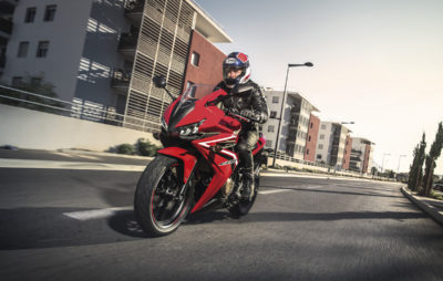 Injection d’hormones sportives pour la nouvelle version de la Honda CBR 500 R :: Actu, Nouveautés 2016, Test motos