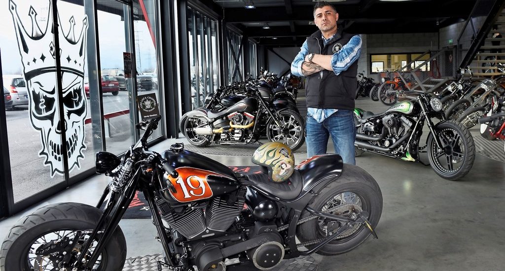 Les motos customisées séduisent de plus en plus de Vaudoises et de Vaudois