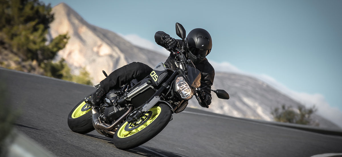 Yamaha MT-09 (TCS) – phé-no-mé-nale!