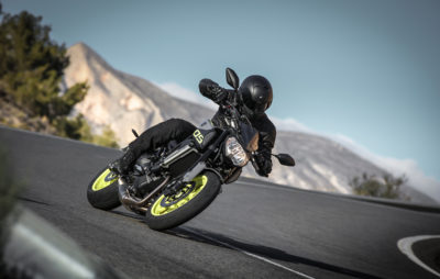 Yamaha MT-09 (TCS) – phé-no-mé-nale! :: Yamaha