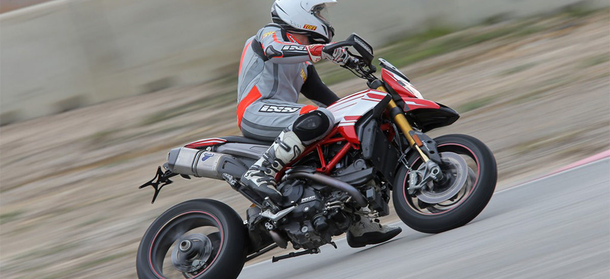 Les nouvelles Hypermotard de Ducati poussent plus fort