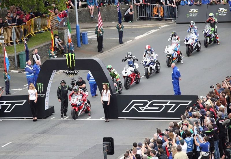 Il (n’y) aura (pas) un pilote Suisse au Tourist Trophy sur l’Ile de Man cette année