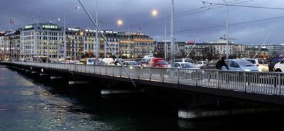 Motos sur les voies de bus à Genève, c’est mal parti :: Circulation