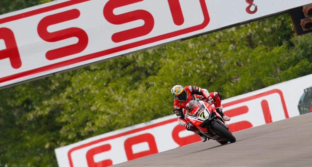 Davies fait briller sa Ducati aux essais à Imola