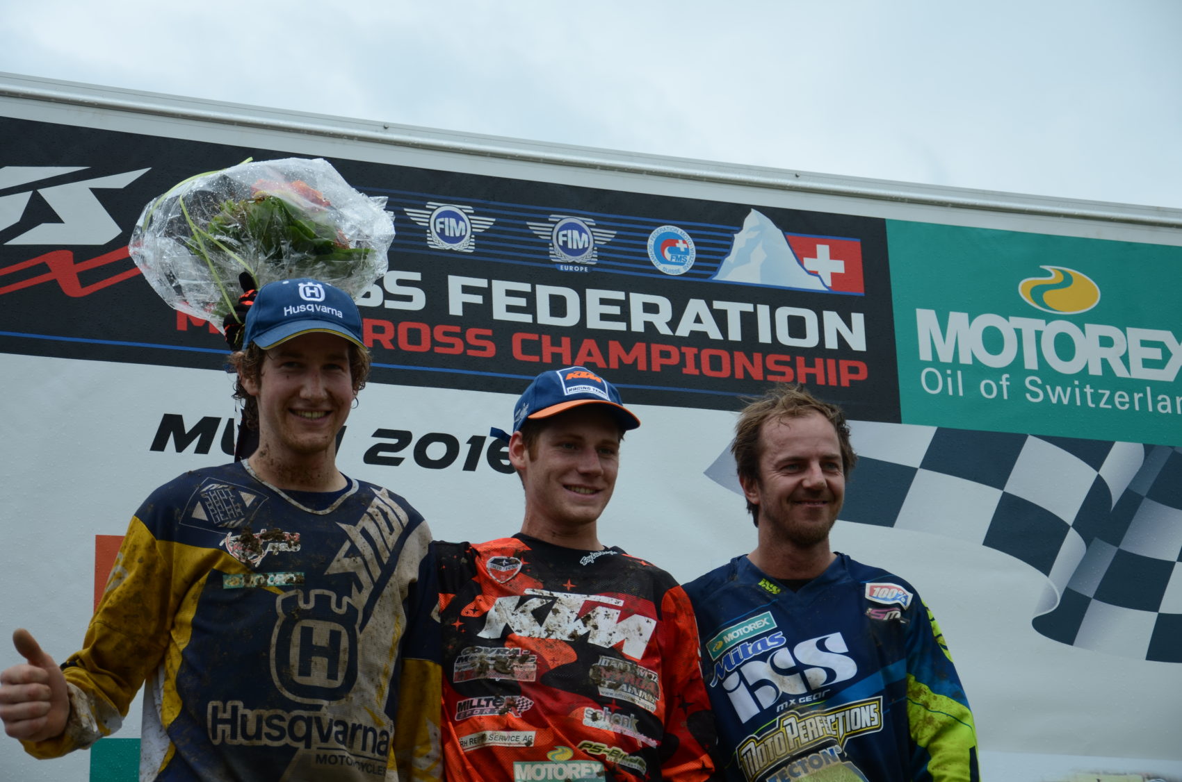 Podiium MX 1 à Muri