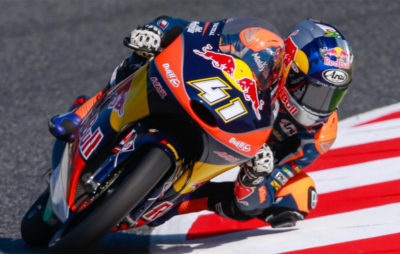 Binder prend la pole sur le fil à Barcelone :: Moto3