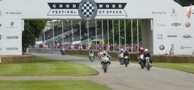 Les deux-roues aussi paradent sur le gazon anglais :: Goodwood Festival of Speed