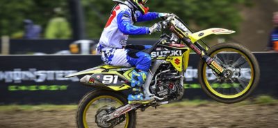 Jeremy Seewer au pied du podium à Matterley Basin :: MX 2