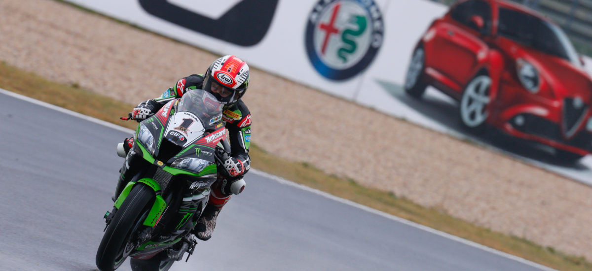 Jonathan Rea gagne en Maître… nageur!