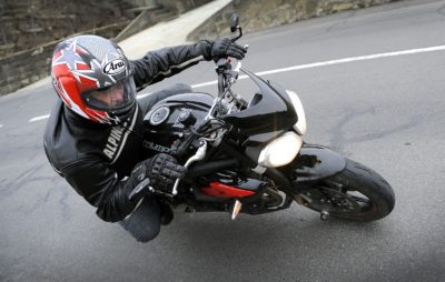 La Street Triple, la moto émotion, au régime minceur :: Test Triumph