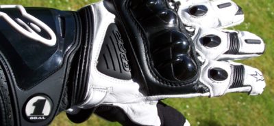 Gants obligatoires au guidon en France dès le 20 novembre 2016 :: Protection