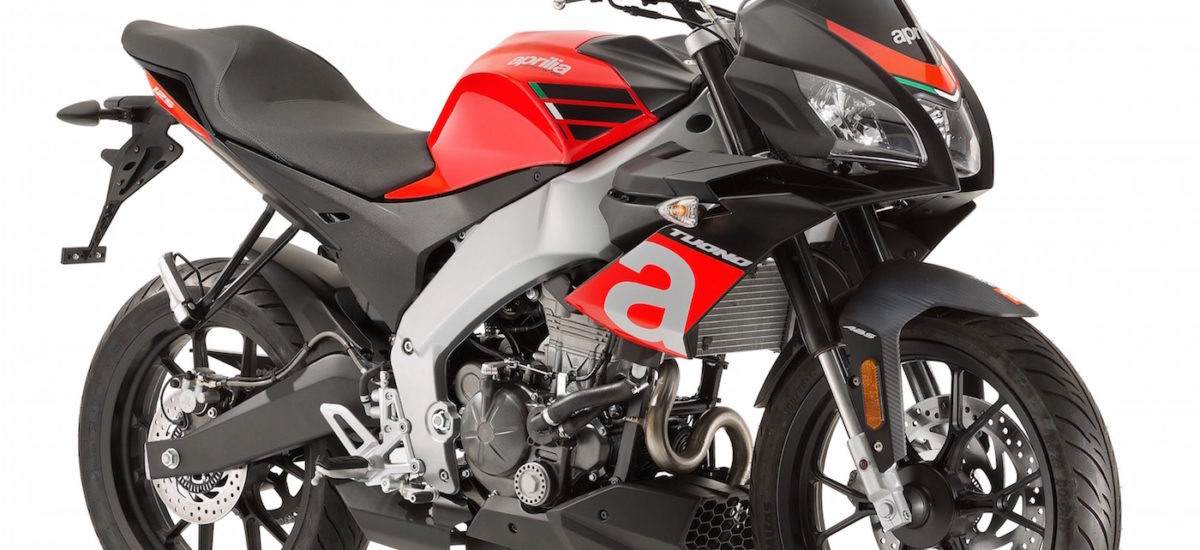 C’est le retour de l’Aprilia Tuono 125, aux côtés d’une RS 125 revue