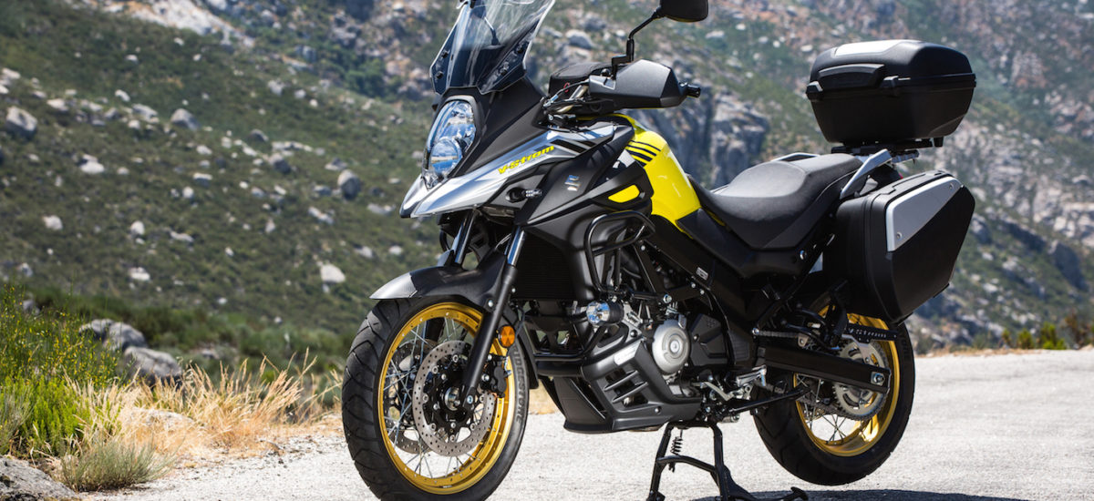 Le « petit » Suzuki V-Strom revient en force, avec le contrôle de traction