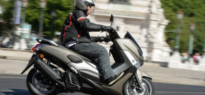 Le NMAX a rejoint la Vespa Primavera et le PCX en 2016 :: Marché suisse