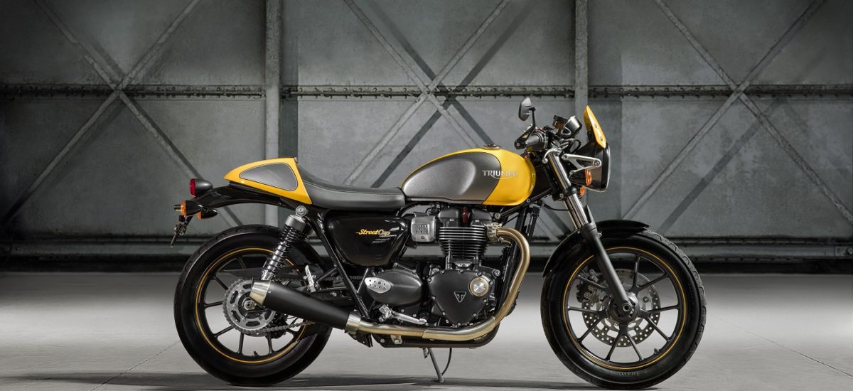 Et voici la Triumph Street Cup, ou la Thruxton pour les masses