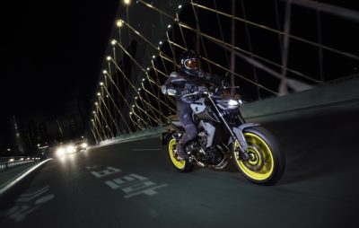 La Yamaha MT-09 aura deux yeux et une fourche plus sportive :: Nouveauté 2017